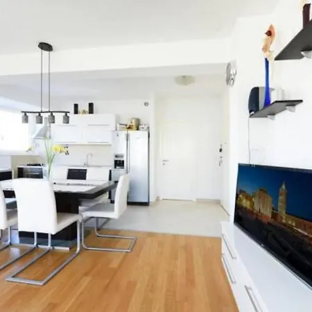 Eli-two Bedroom With Balcony And City View Appartement Zadar