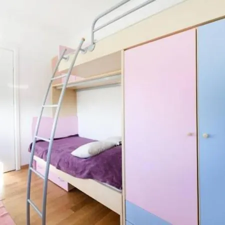 Eli-two Bedroom With Balcony And City View